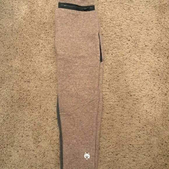 Greyson joggers. Size M.